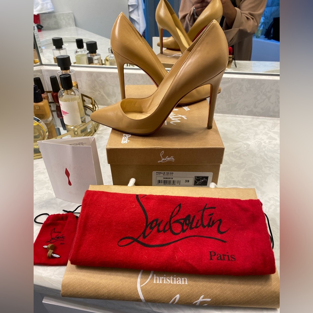 Christian Louboutin Pigalle 100 size 39